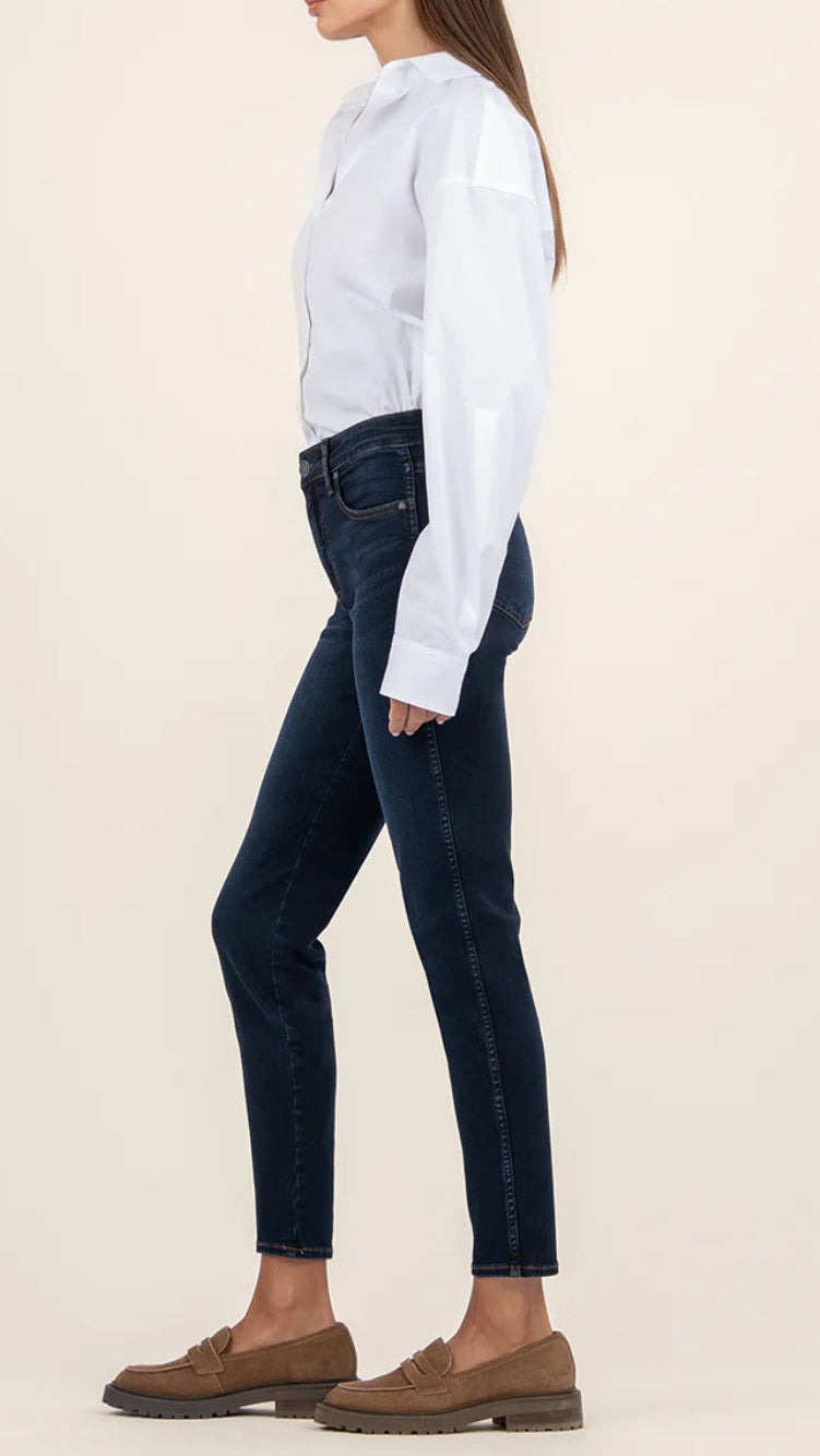 Diana High Rise Relaxed Fit Skinny